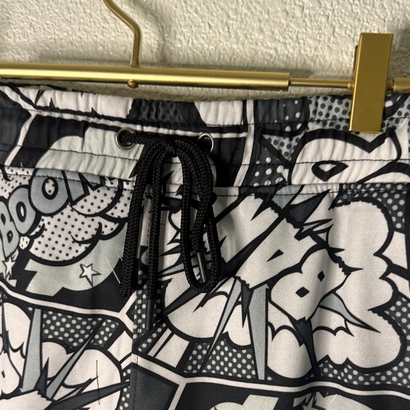 Graphic Comic Style Shorts in Black and White - Picture 5 of 7